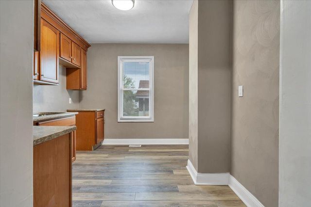 2415 Overlook RD, Roanoke, VA 24012