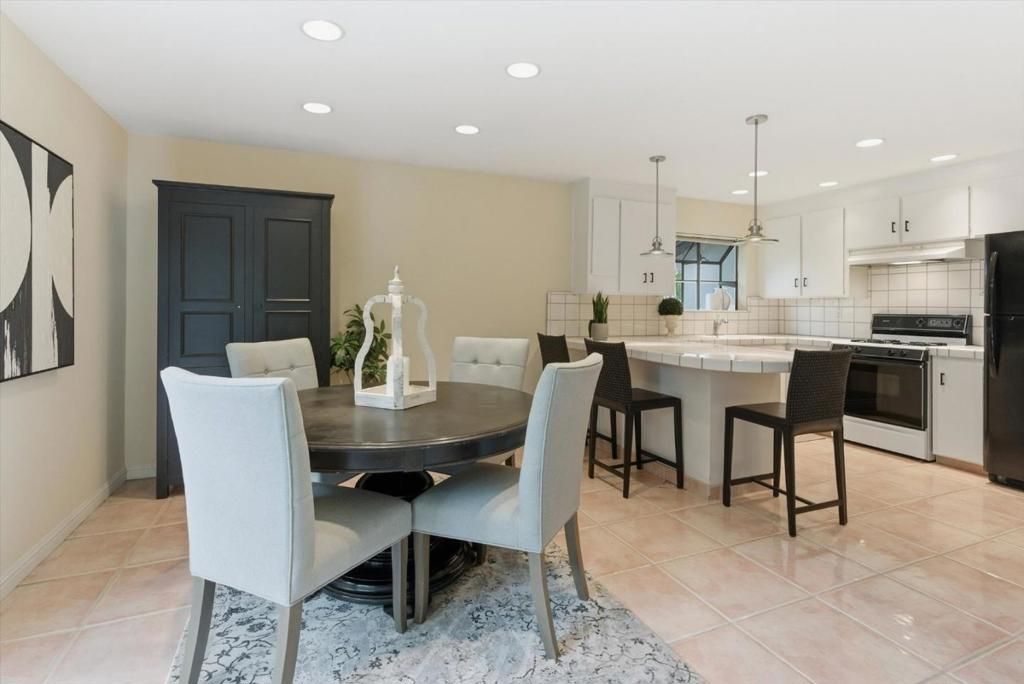 Image 13 of property listing at 5892 Tandera Avenue, San Jose, CA 95123