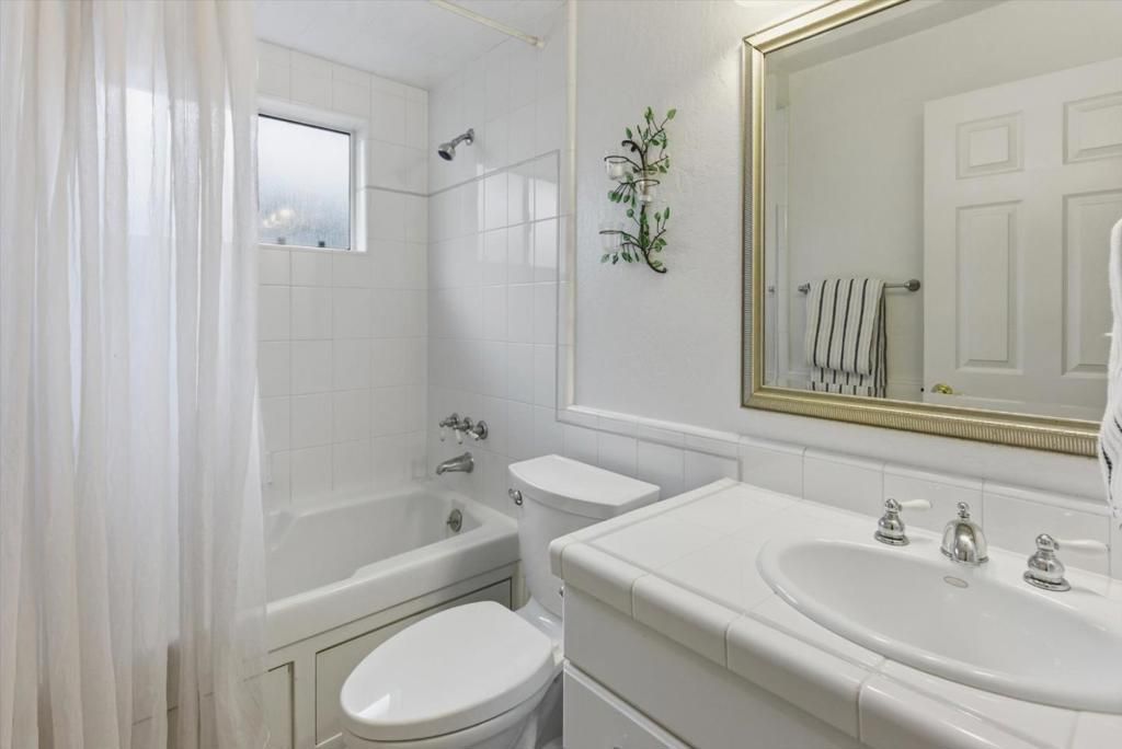 Image 20 of property listing at 5892 Tandera Avenue, San Jose, CA 95123