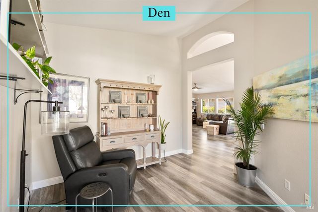 319 Trellis Ln, Vacaville, CA 95687