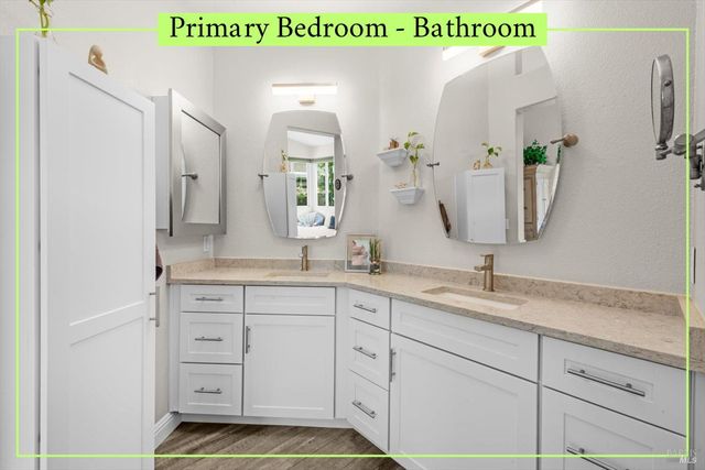 319 Trellis Ln, Vacaville, CA 95687