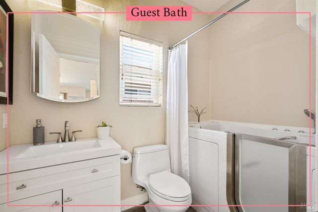 319 Trellis Ln, Vacaville, CA 95687