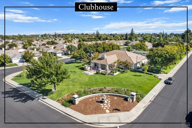 319 Trellis Ln, Vacaville, CA 95687