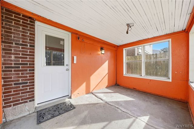 223 Paramount Parkway, Tonawanda, NY 14223