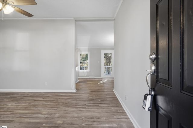 165 Falcon Ridge Drive, Boiling Springs, SC 29316