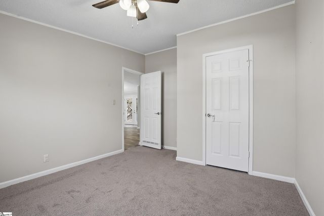 165 Falcon Ridge Drive, Boiling Springs, SC 29316