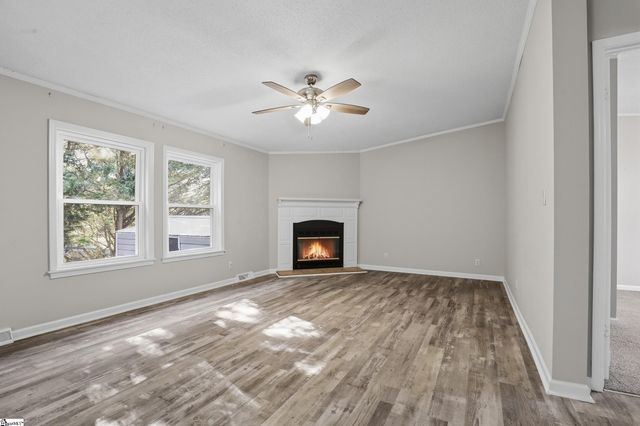 165 Falcon Ridge Drive, Boiling Springs, SC 29316