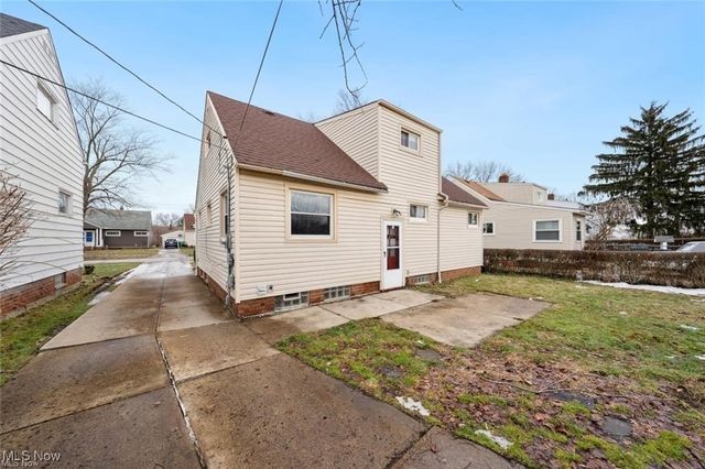 12214 Woodward Boulevard, Garfield Heights, OH 44125