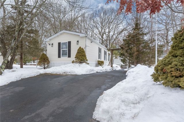 38 Torch Lane, Coventry, RI 02816