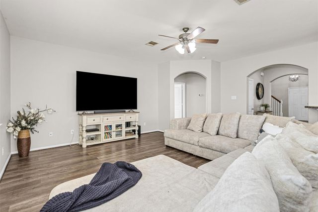 4704 Bella Court, Alvin, TX 77511