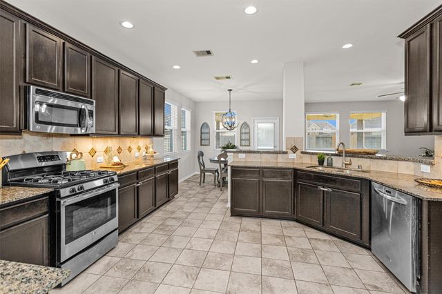 4704 Bella Court, Alvin, TX 77511