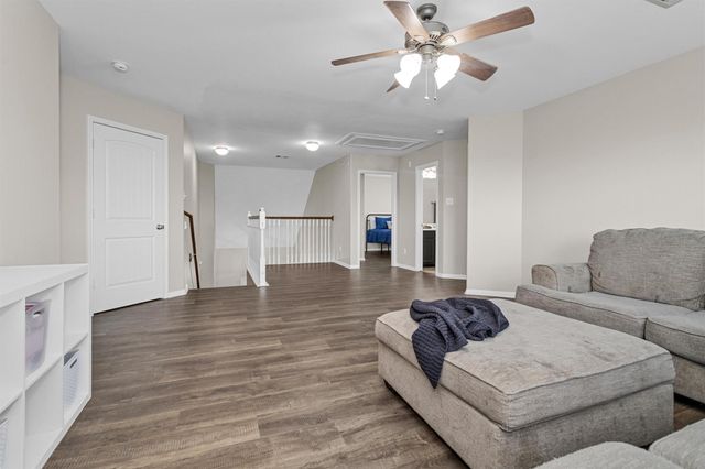 4704 Bella Court, Alvin, TX 77511