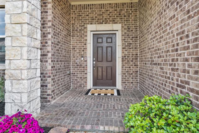 4704 Bella Court, Alvin, TX 77511