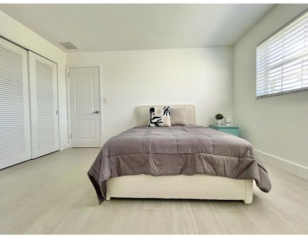 1772 Inlet Drive, North Fort Myers, FL 33903