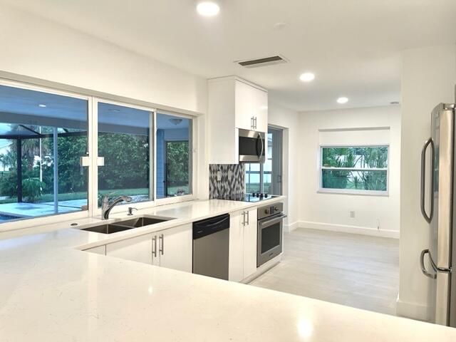 1772 Inlet Drive, North Fort Myers, FL 33903