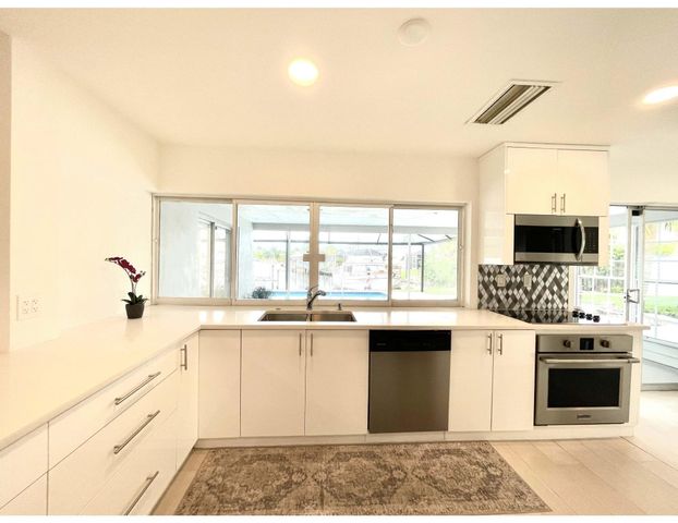 1772 Inlet Drive, North Fort Myers, FL 33903