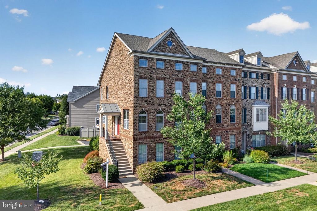43123 KENDRICK SQ, Ashburn, VA 20148