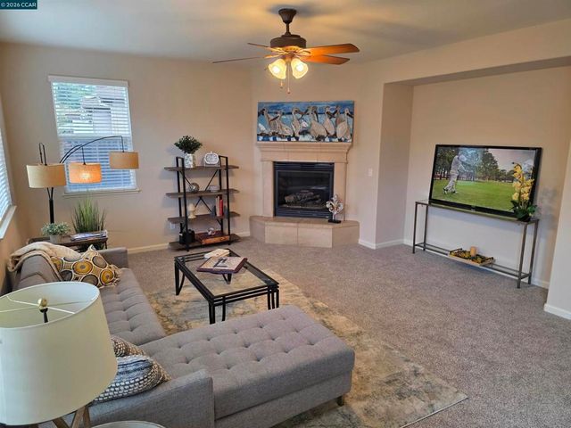 8625 Livingston Way, Discovery Bay, CA 94505