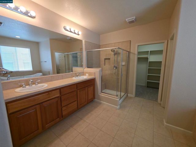 8625 Livingston Way, Discovery Bay, CA 94505