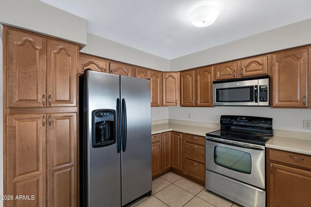 11605 S JOKAKE Street, Phoenix, AZ 85044