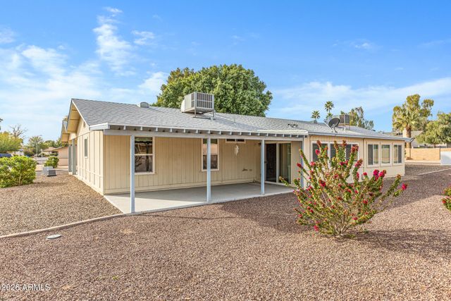 11605 S JOKAKE Street, Phoenix, AZ 85044