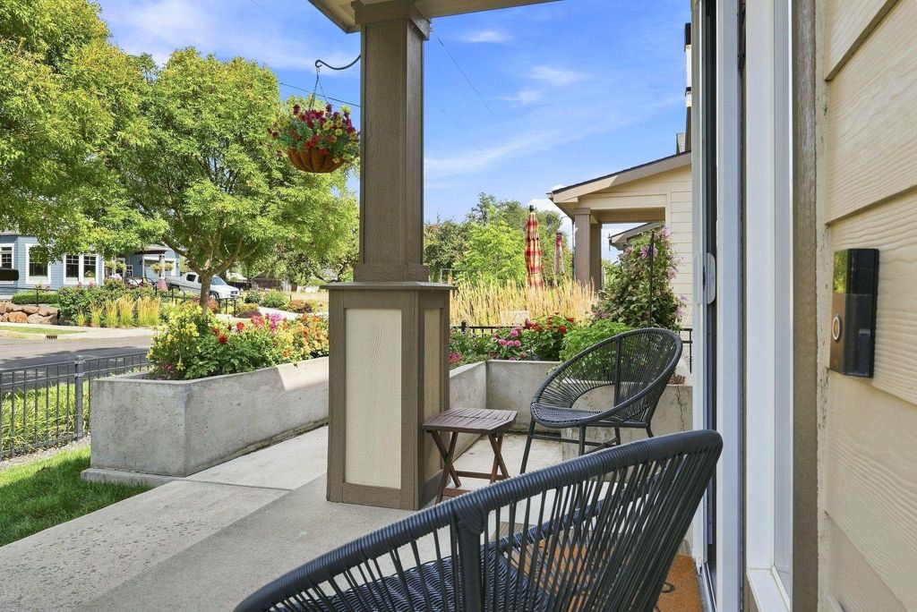 2007 W Bridge Ave, Spokane, WA 99201 photo 4