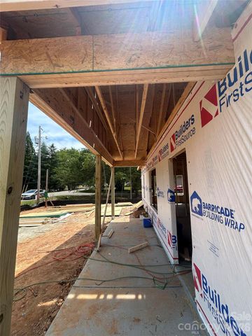 7588 Sarah Drive, Denver, NC 28037