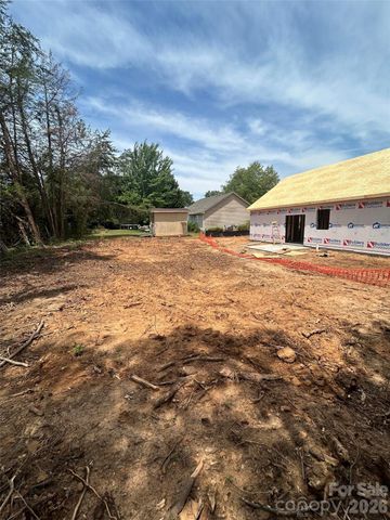 7588 Sarah Drive, Denver, NC 28037