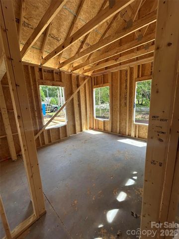 7588 Sarah Drive, Denver, NC 28037