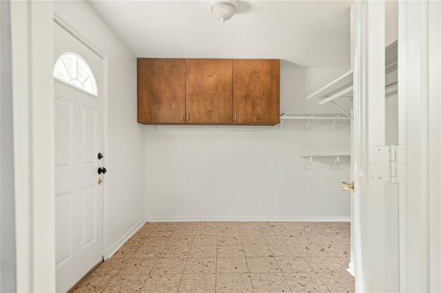 304 Clearsky CIR, Austin, TX 78745