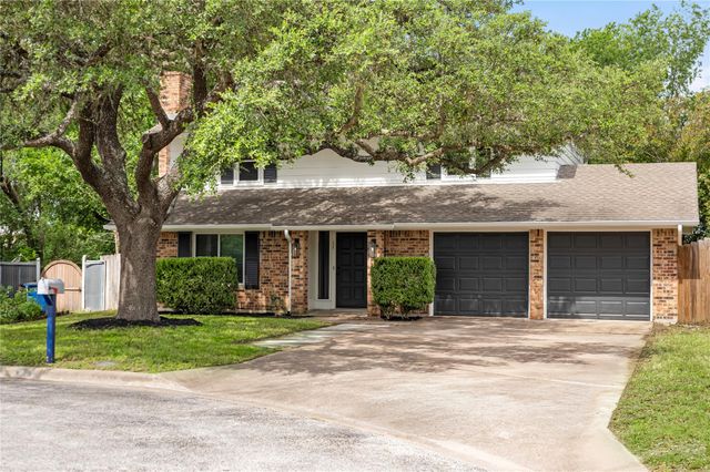 304 Clearsky CIR, Austin, TX 78745