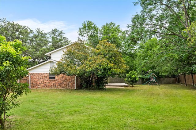 304 Clearsky CIR, Austin, TX 78745