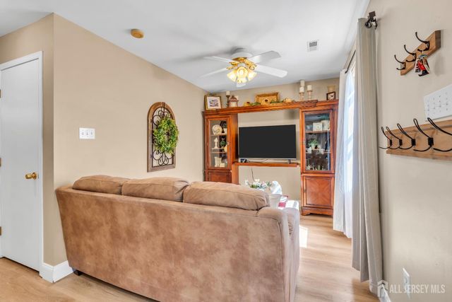 90 Bear Brook Road, Princeton, NJ 08540