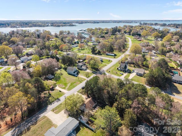 430 Stutts Road, Mooresville, NC 28117