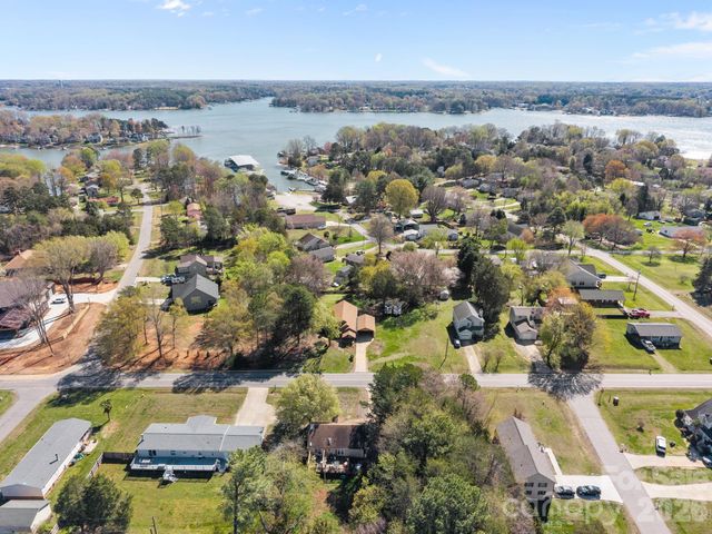 430 Stutts Road, Mooresville, NC 28117