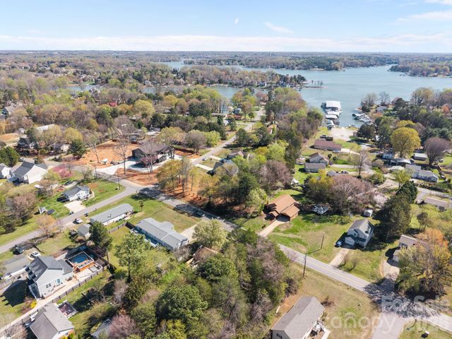 430 Stutts Road, Mooresville, NC 28117