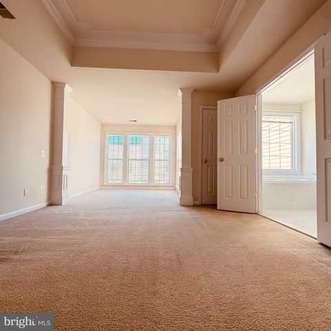8936 SINGLELEAF CIR, Lorton, VA 22079