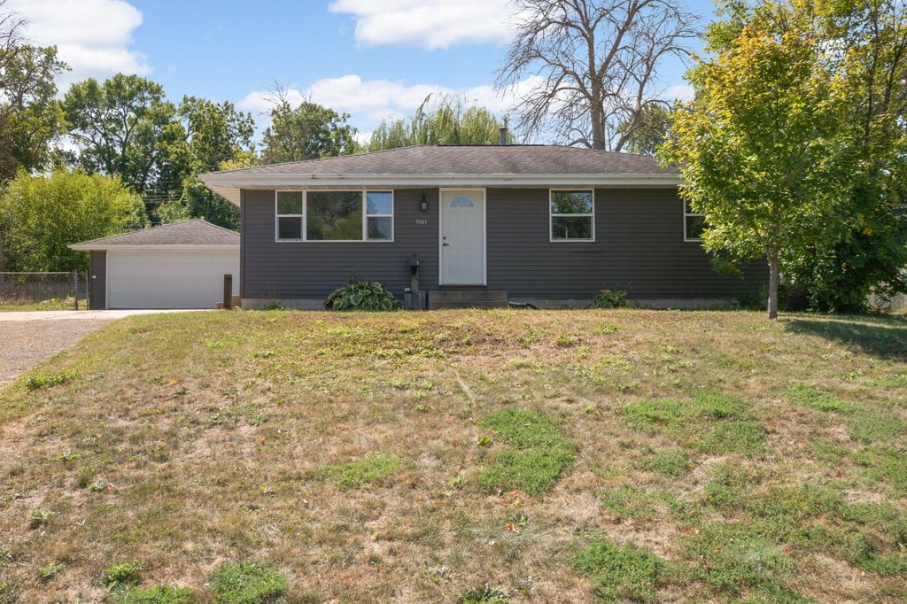 9041 Northwood Circle, New Hope, MN 55427 — photo 2