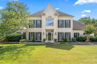 7695 CHAPEL RIDGE DR, Memphis, TN 38016