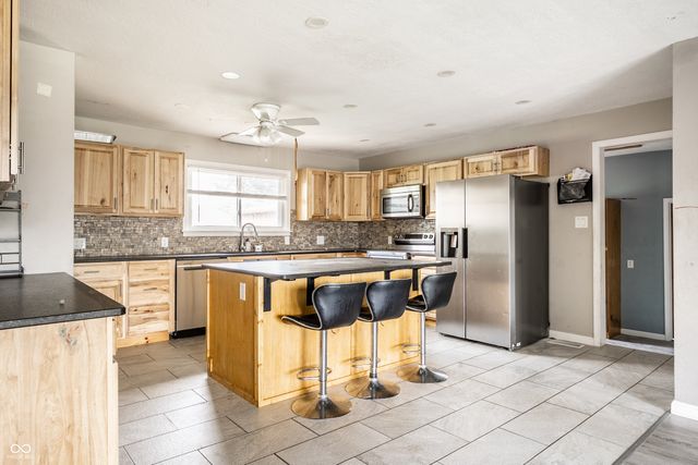 1015 Elizabeth Lane, Terre Haute, IN 47802