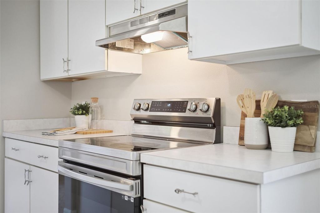 Image 13 of property listing at 2114 WEKIVA RESERVE BOULEVARD, Apopka, FL 32703