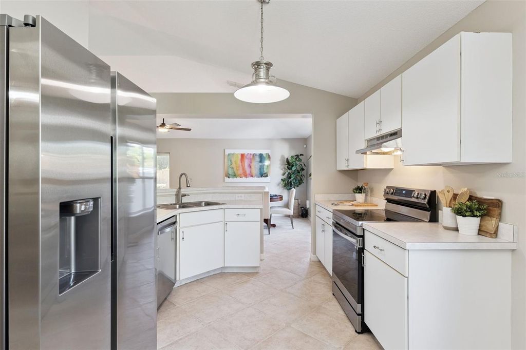 Image 10 of property listing at 2114 WEKIVA RESERVE BOULEVARD, Apopka, FL 32703