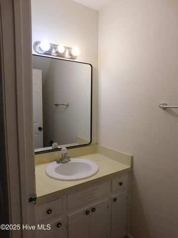 1509 College Way, New Bern, NC 28562