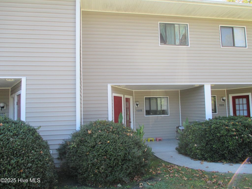 1509 College Way, New Bern, NC 28562