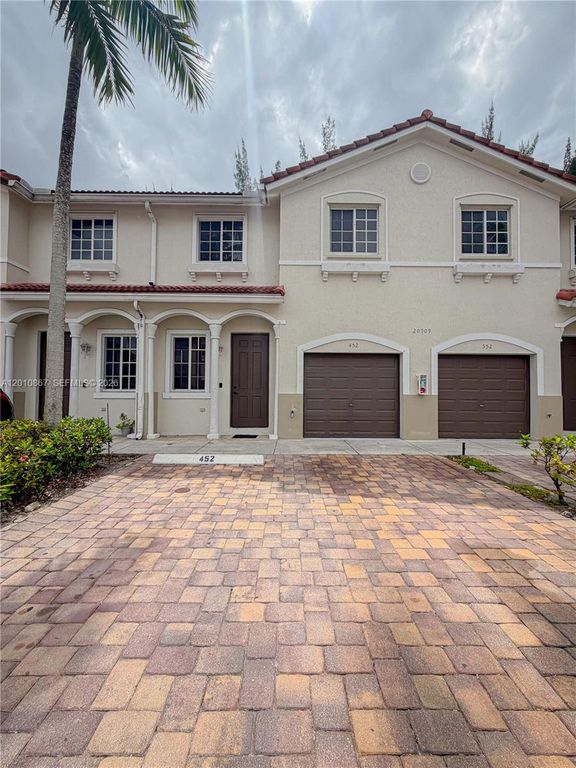 20909 NW 14th Pl 452, Miami Gardens, FL 33169
