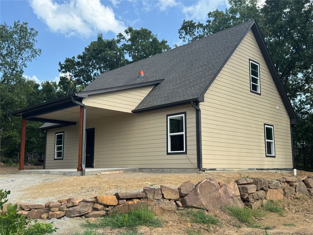 177 Sleepy Hollow Trail, Eufaula, OK 74432