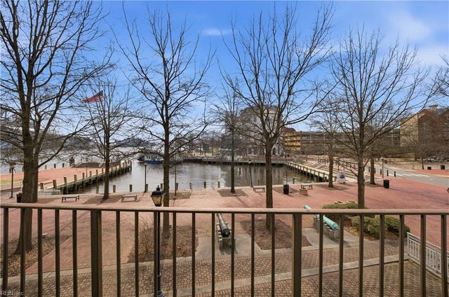 475 Water St Apt 212, Portsmouth, VA 23704