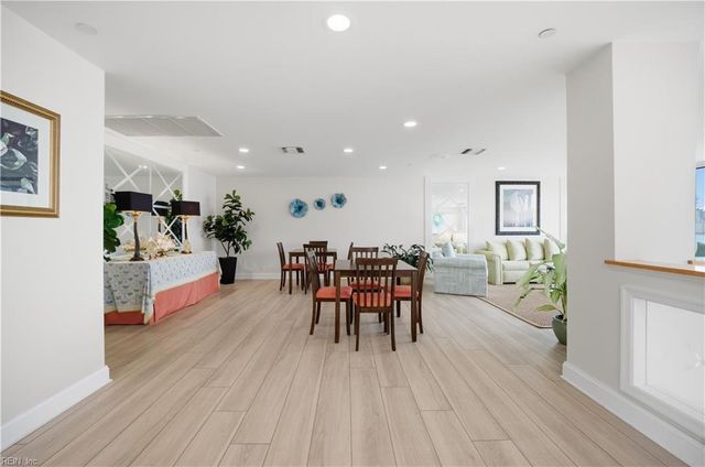 475 Water St Apt 212, Portsmouth, VA 23704