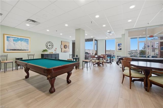 475 Water St Apt 212, Portsmouth, VA 23704