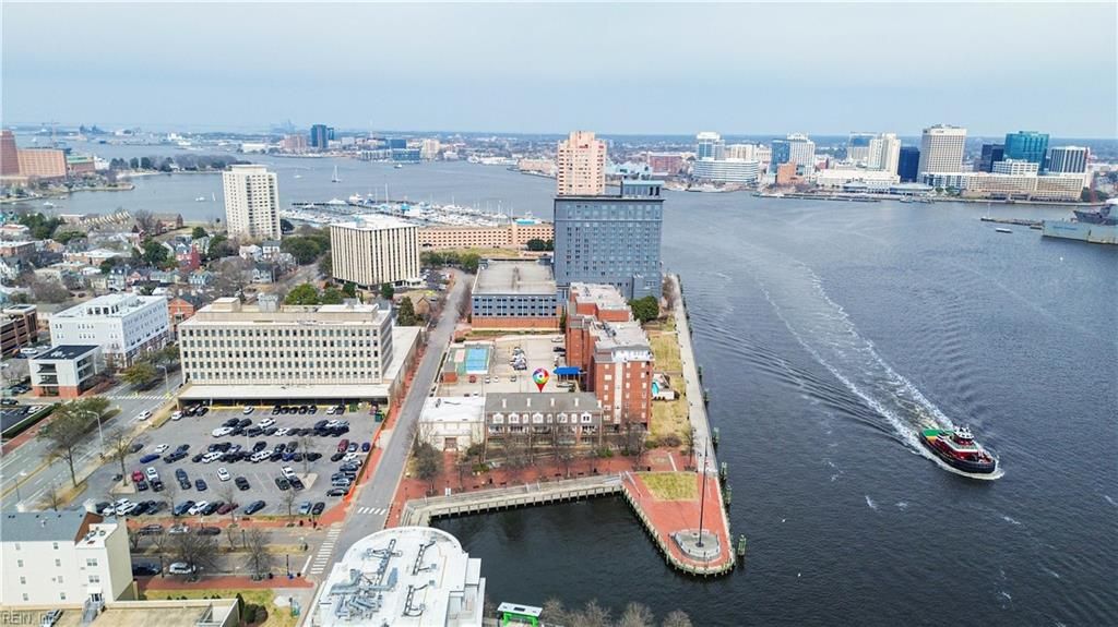 475 Water St Apt 212, Portsmouth, VA 23704